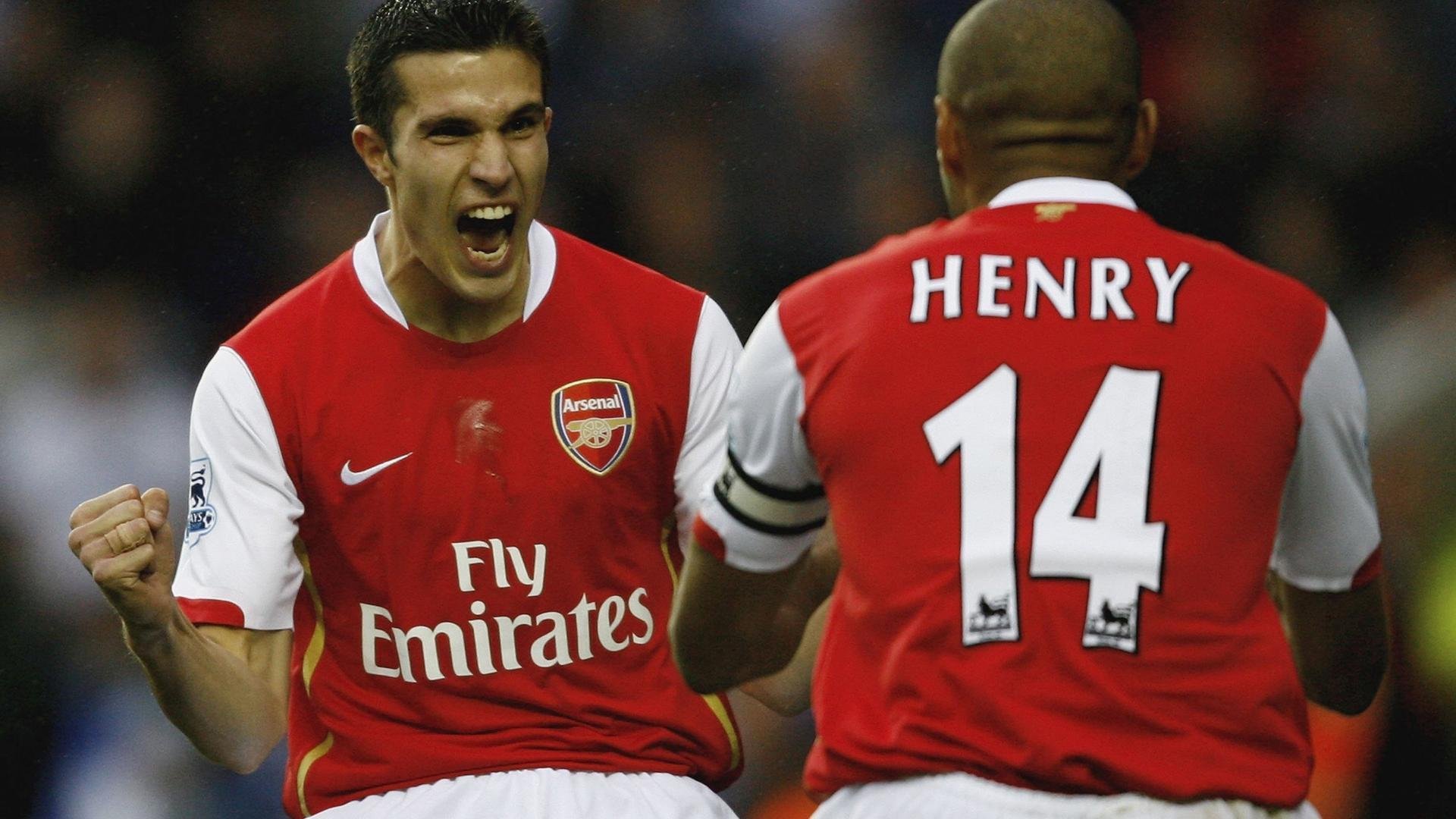 智利制霸与红魔之困，穆勒于无声处听惊雷，关键时刻的非典型英雄