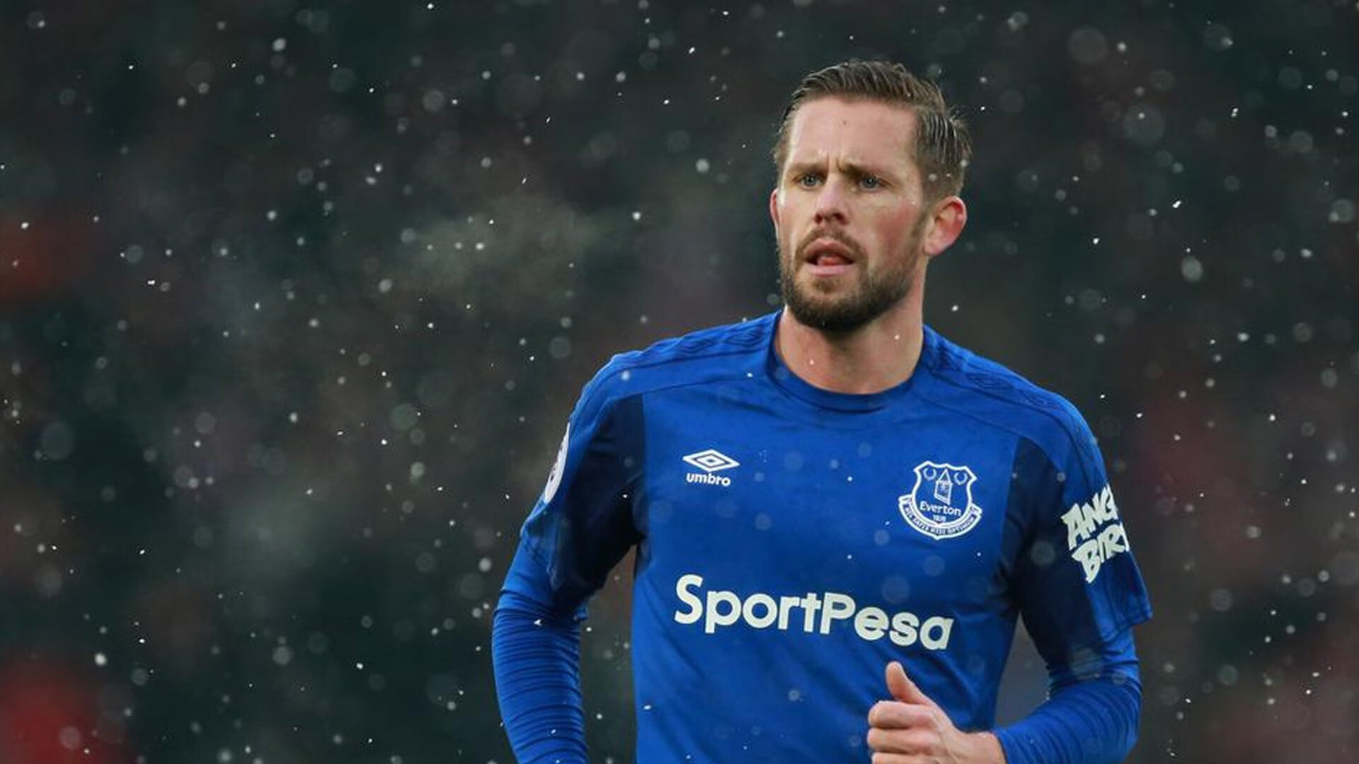 开云体育在线-当国家德比遇见美职篮，德罗赞的攻防哲学如何诠释绿茵场的转换艺术